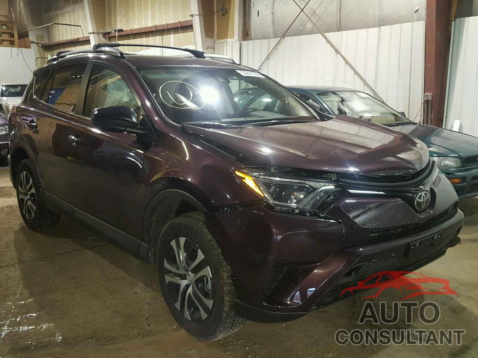 TOYOTA RAV4 LE 2018 - 2T3BFREV3JW765071