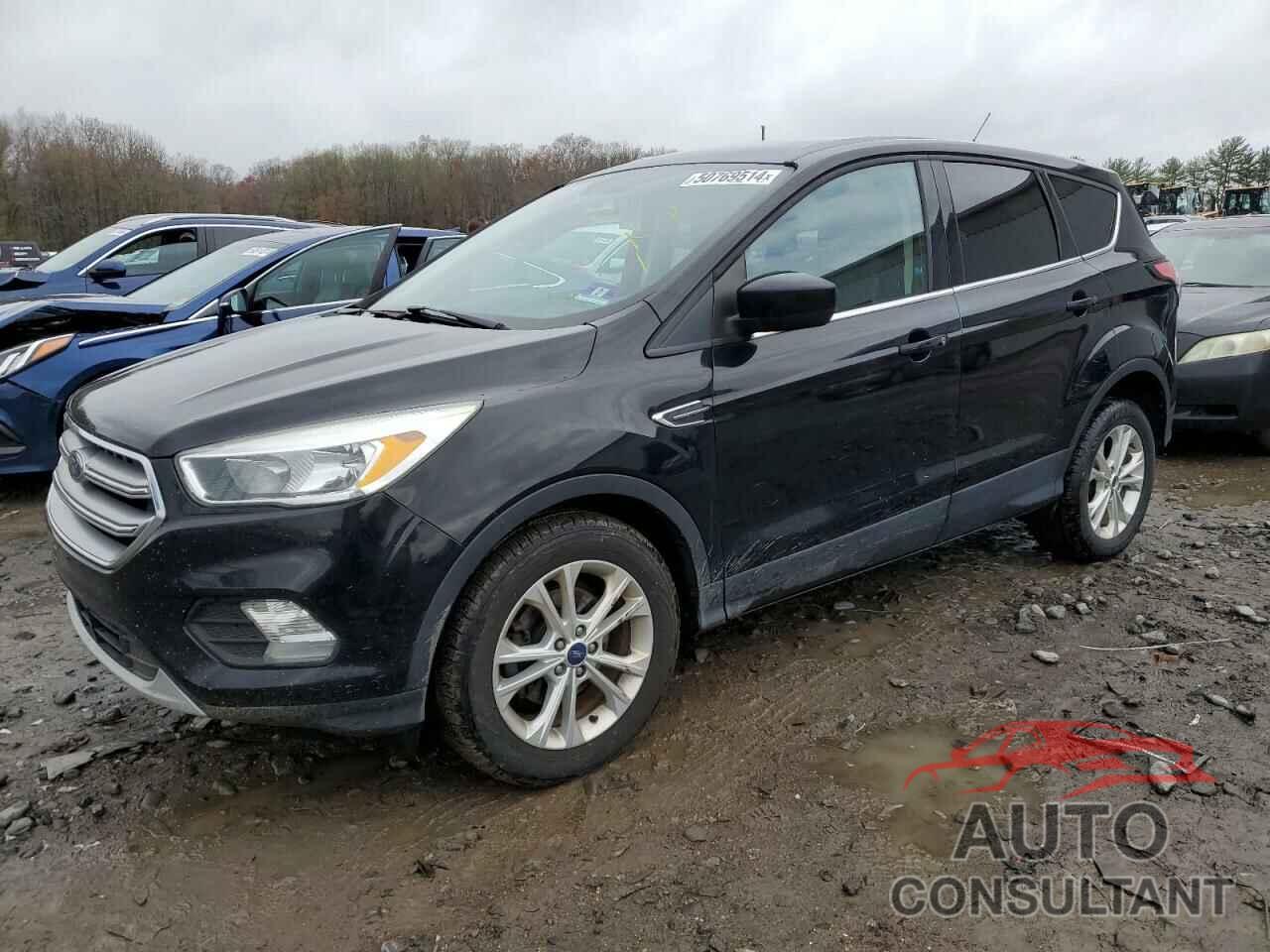 FORD ESCAPE 2017 - 1FMCU0GD5HUD57779