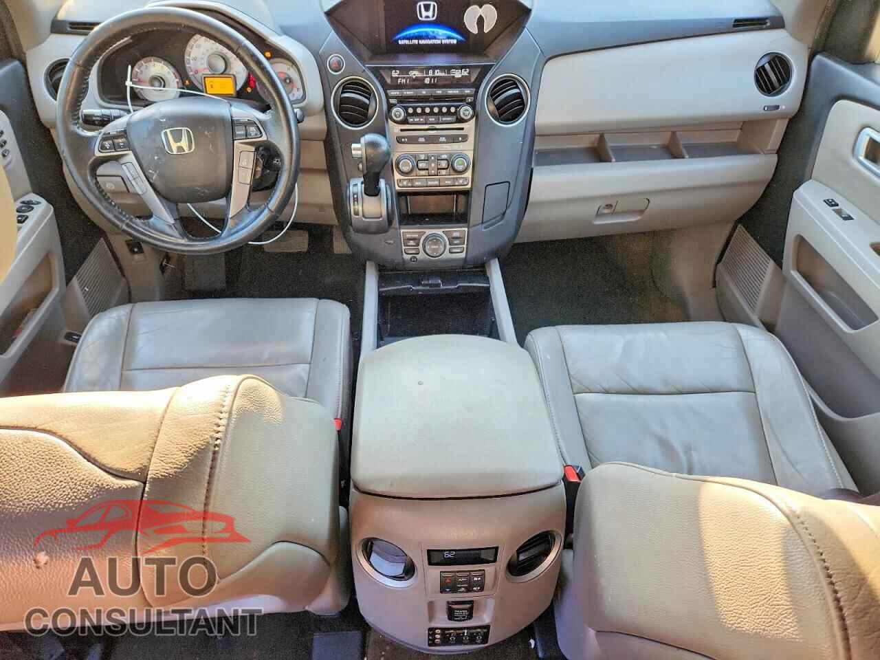 HONDA PILOT 2013 - 5FNYF3H94DB012861