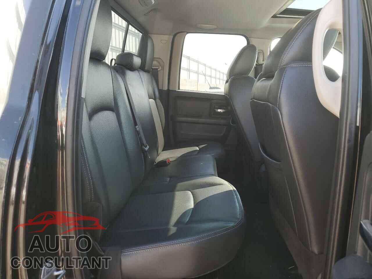 DODGE RAM 1500 2012 - 1C6RD7HT0CS177408
