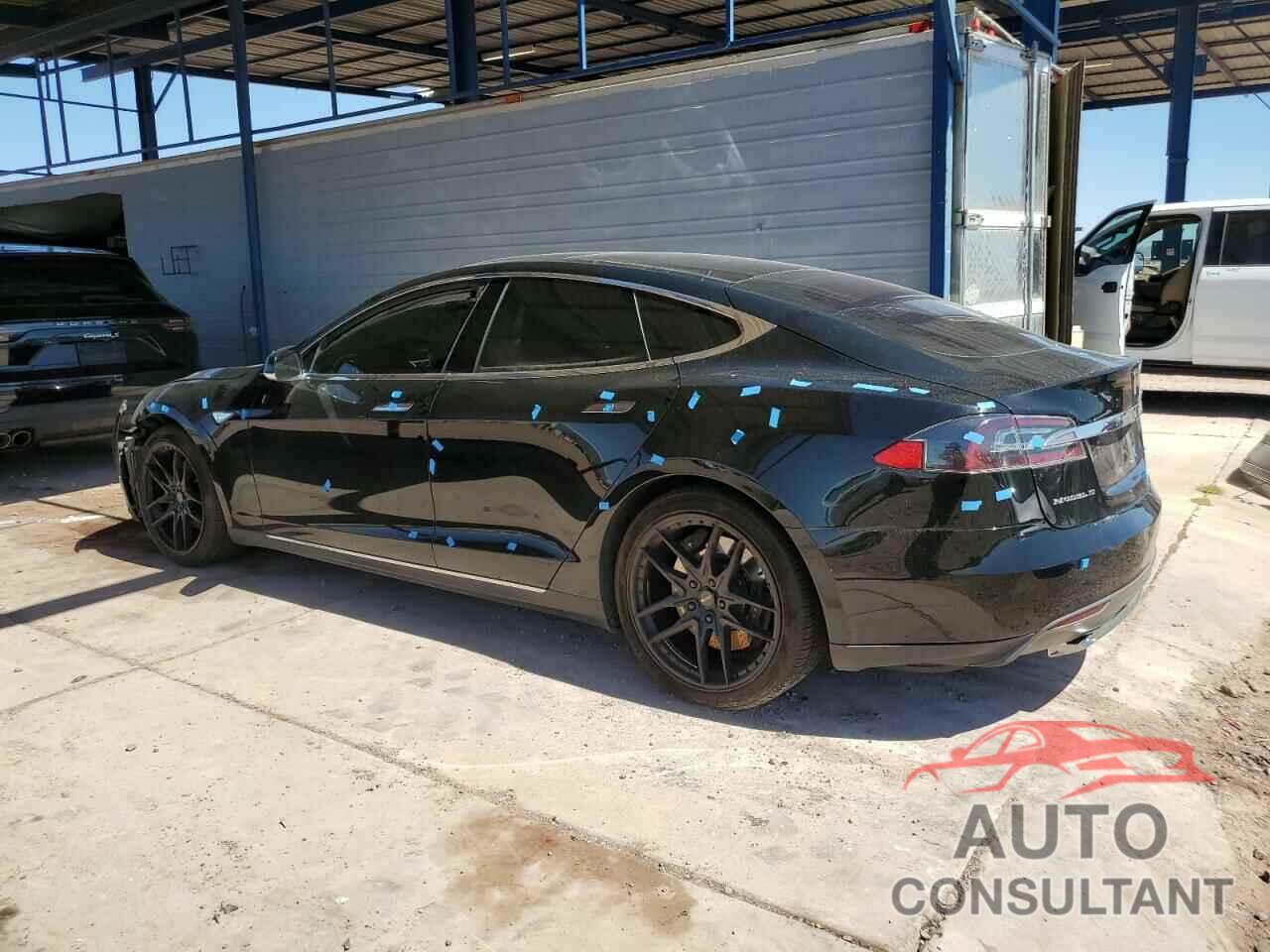 TESLA MODEL S 2013 - 5YJSA1DP8DFP12766