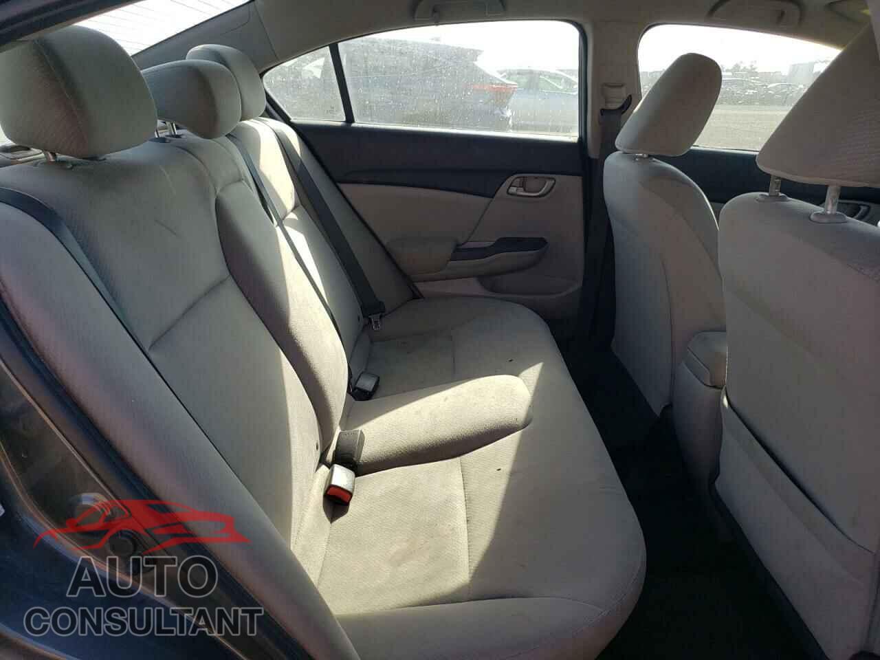 HONDA CIVIC 2013 - 2HGFB2F57DH561138
