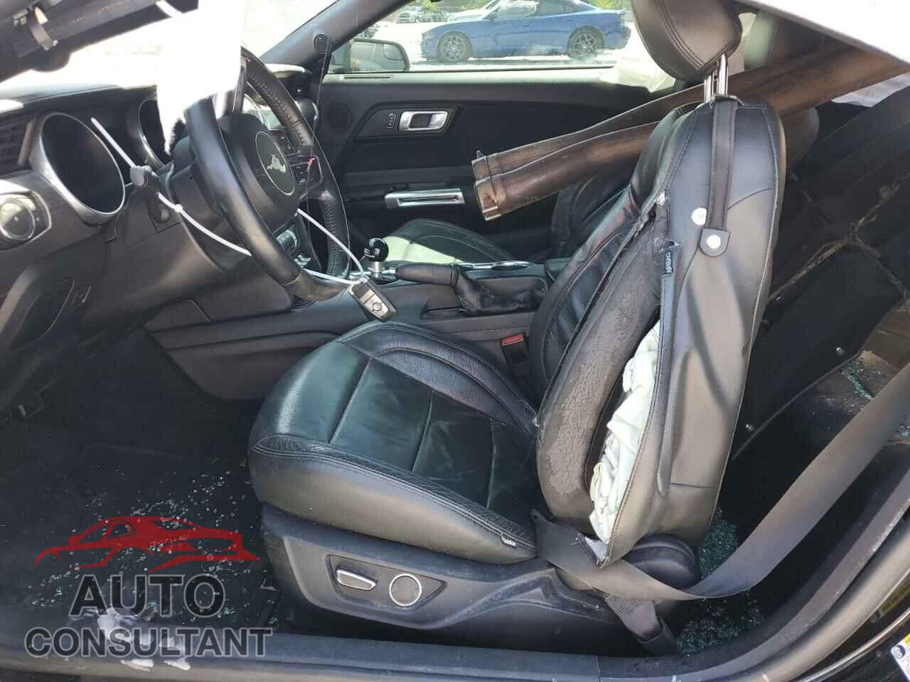 FORD MUSTANG 2018 - 1FA6P8CF4J5120690