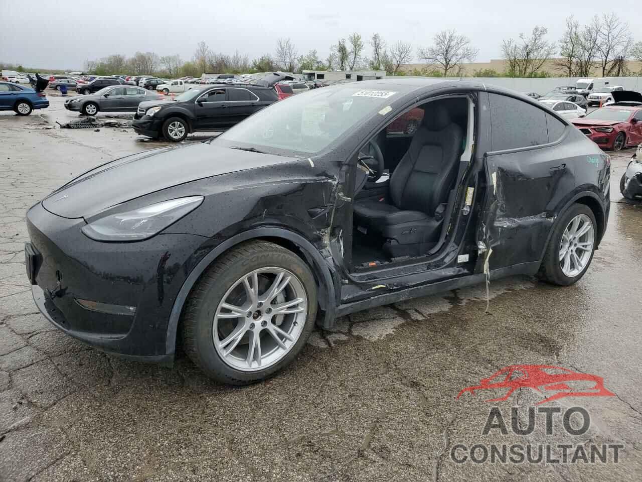TESLA MODEL Y 2023 - 7SAYGAEE3PF840801