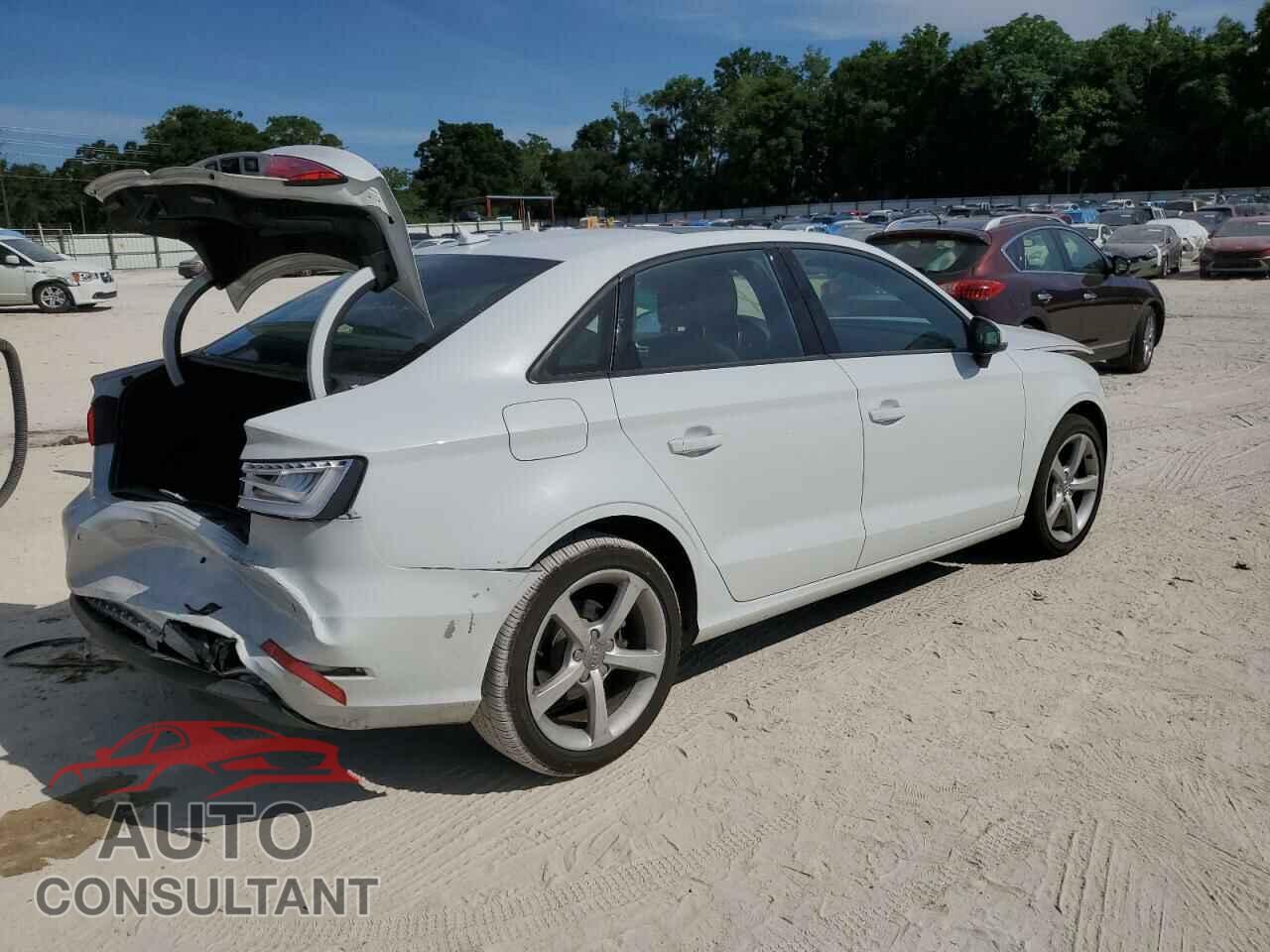 AUDI A3 2016 - WAUA7GFF2G1066569