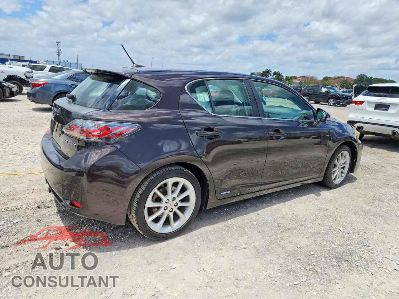 LEXUS CT 200 2011 - JTHKD5BH3B2014865