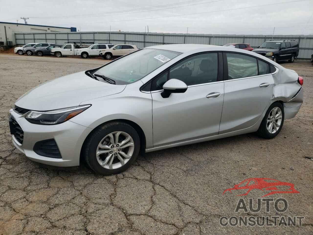 CHEVROLET CRUZE 2019 - 1G1BE5SM0K7117569