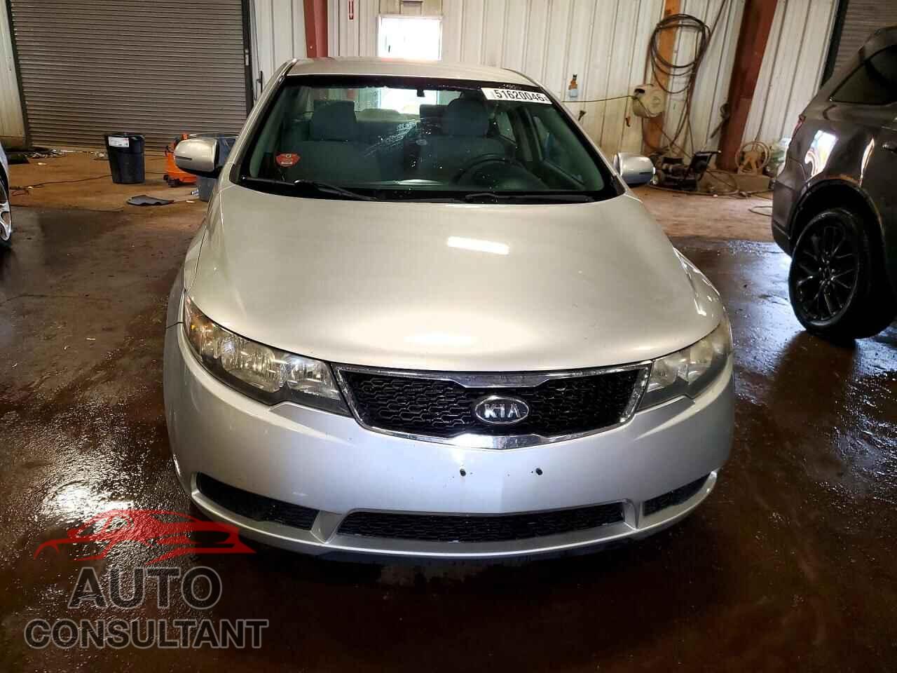 KIA FORTE 2012 - KNAFU4A2XC5501049