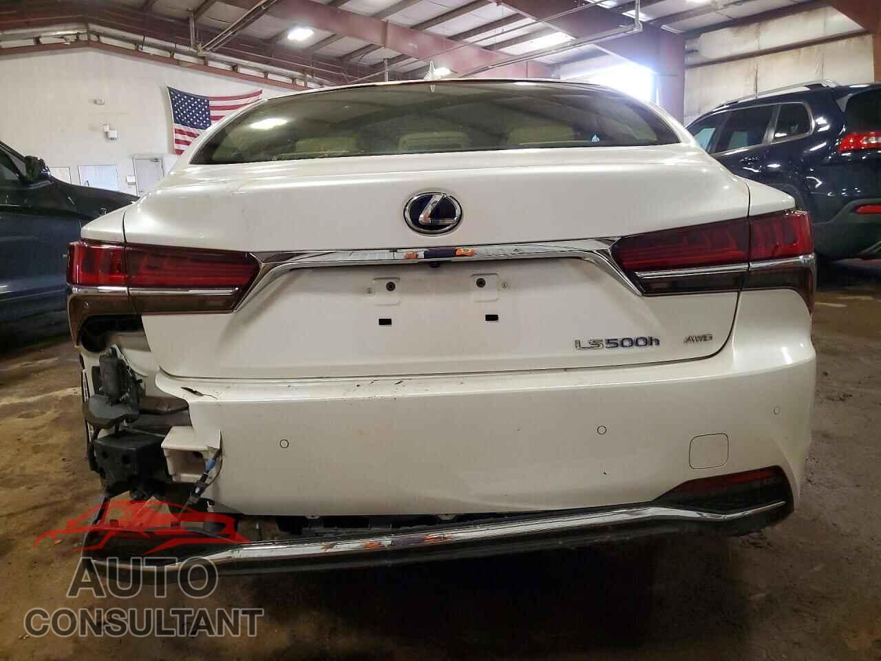 LEXUS LS500 2018 - JTHCYLFF2J5000538