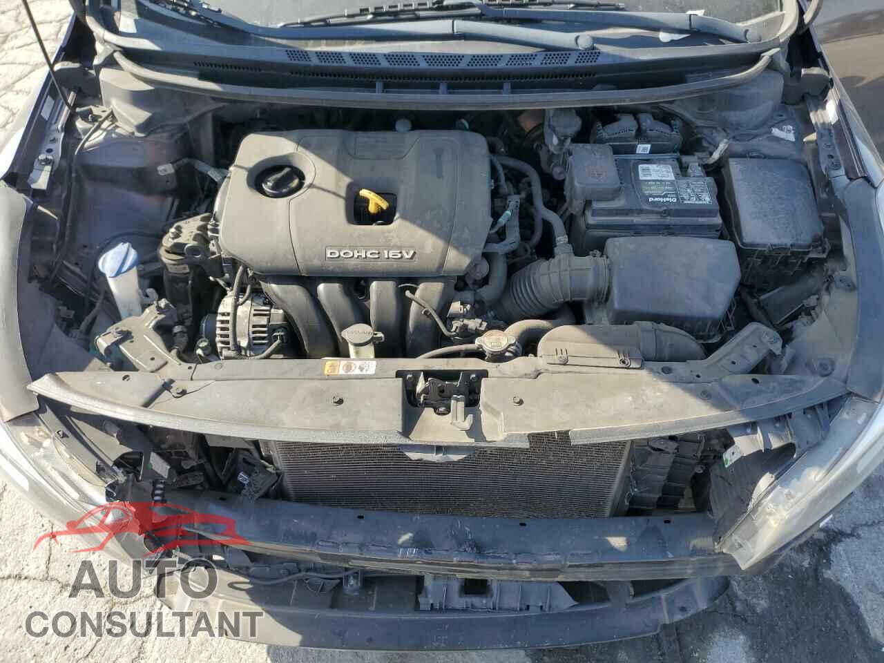 KIA FORTE 2017 - 3KPFK4A74HE149795