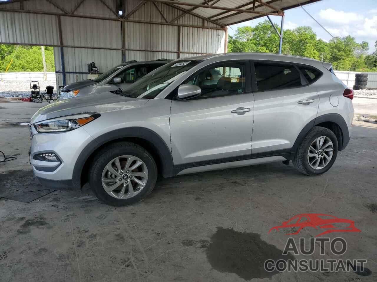 HYUNDAI TUCSON 2018 - KM8J33A43JU689634