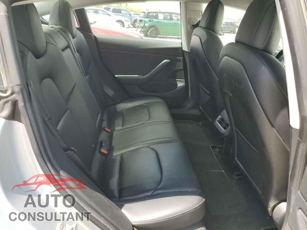 TESLA MODEL 3 2018 - 5YJ3E1EA8JF012843