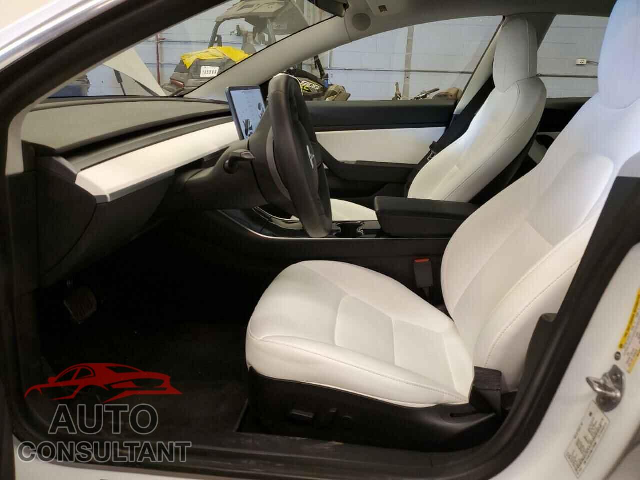 TESLA MODEL 3 2020 - 5YJ3E1EB3LF735902