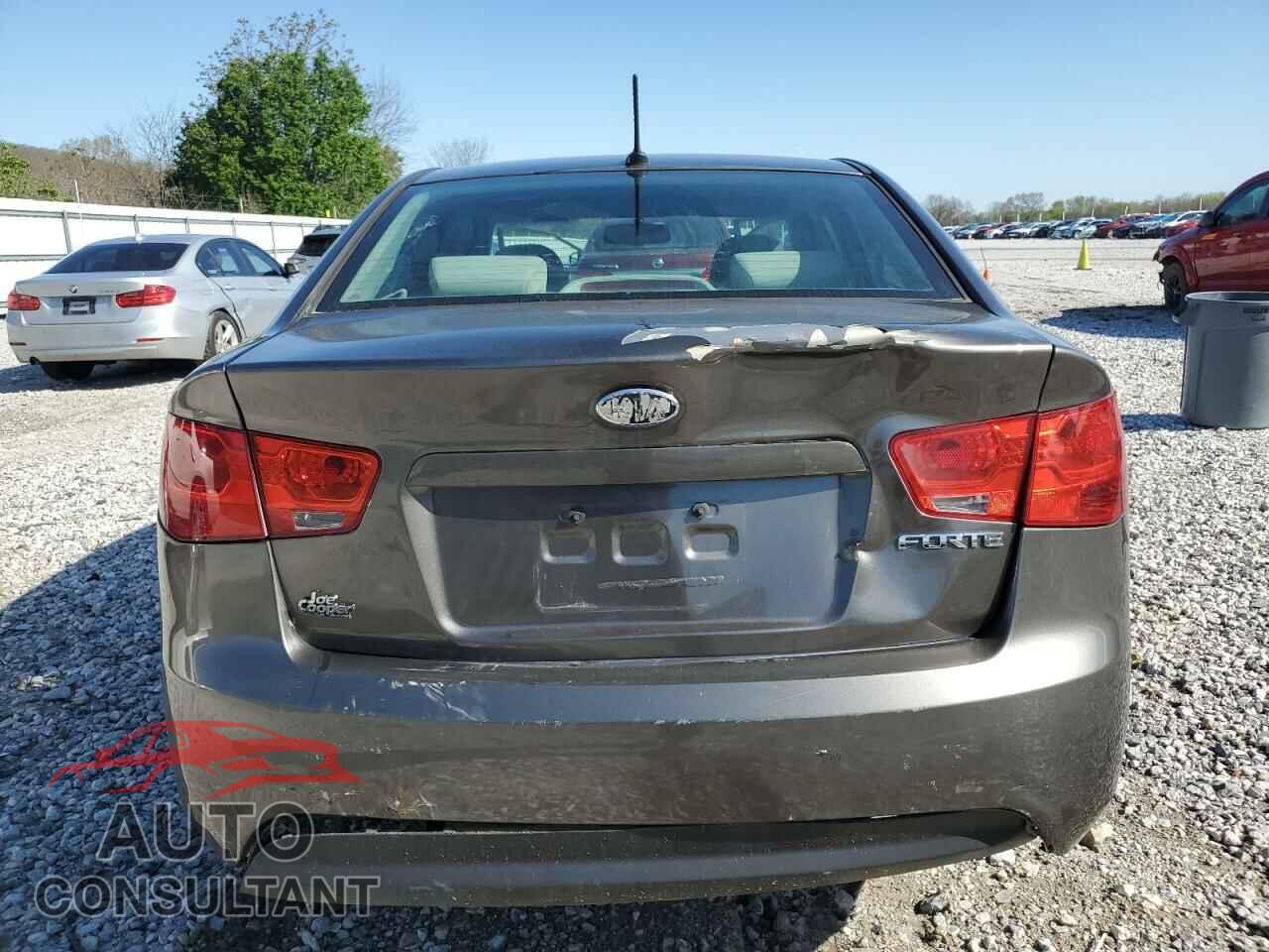 KIA FORTE 2011 - KNAFU4A22B5888470
