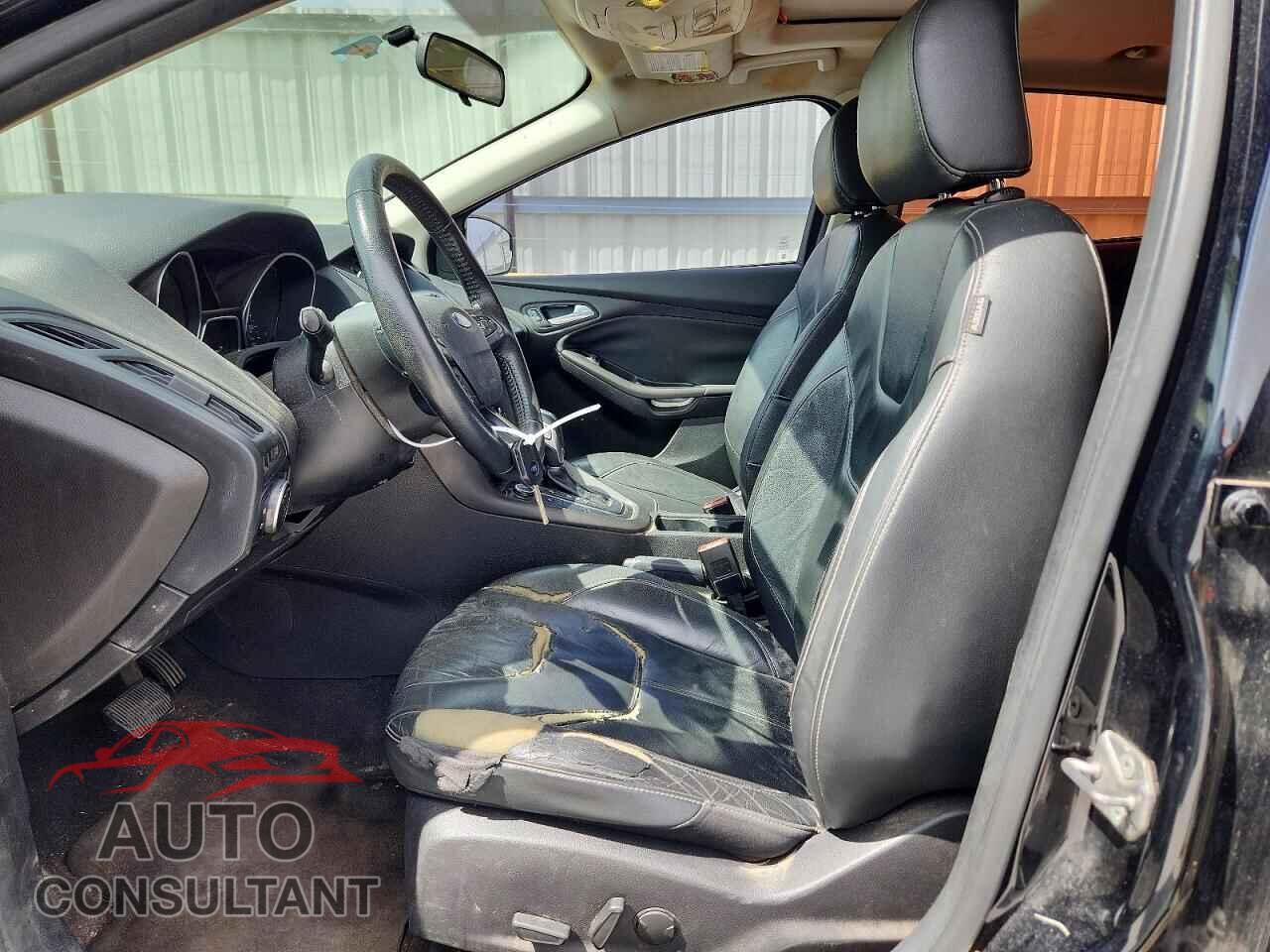 FORD FOCUS 2016 - 1FADP3F24GL220165