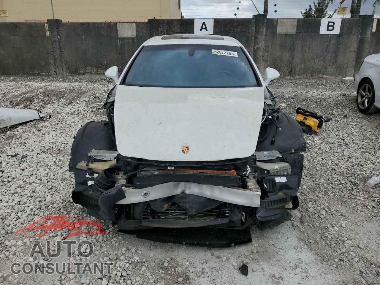 PORSCHE PANAMERA 2015 - WP0BB2A71FL060029