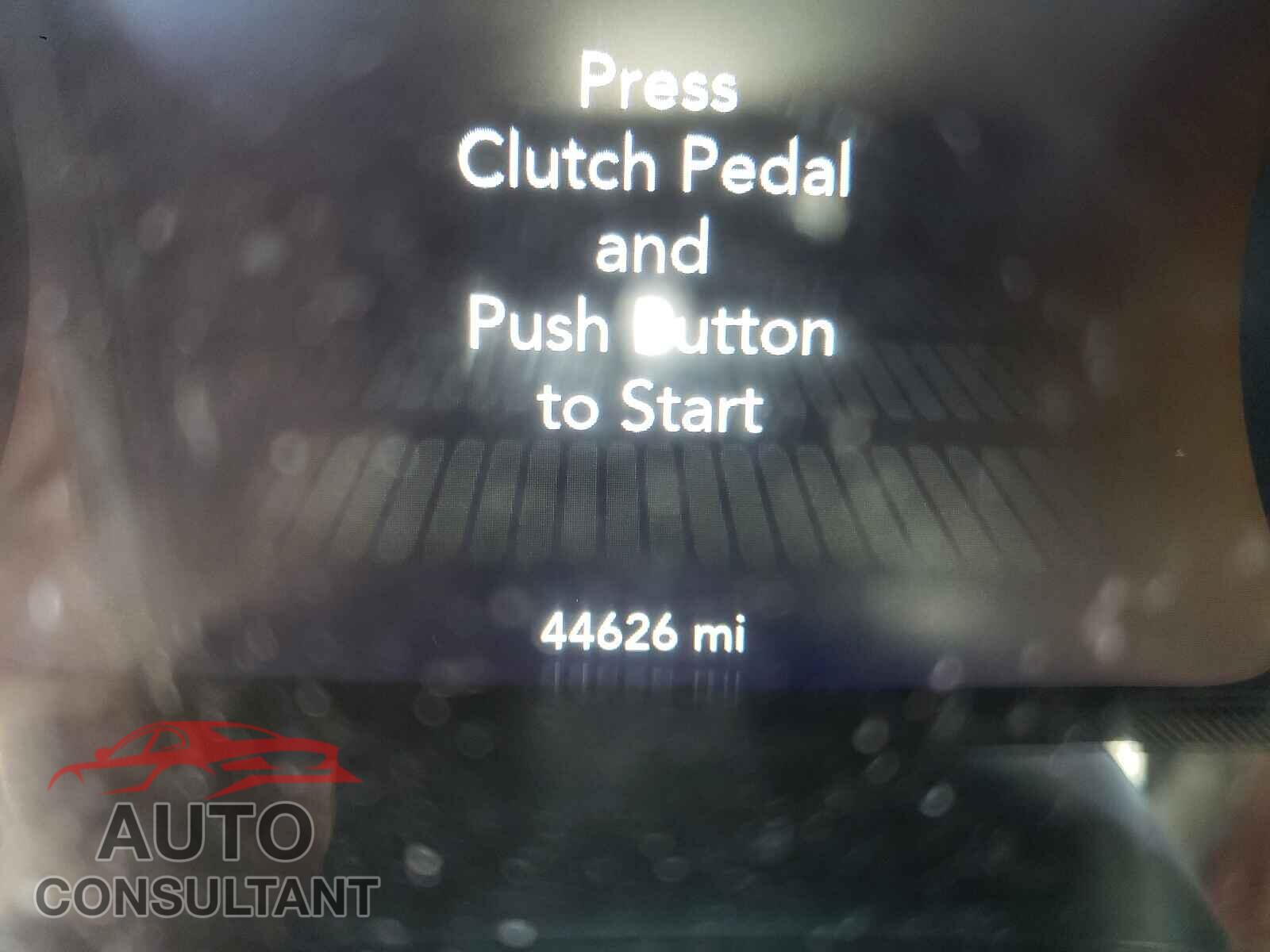 DODGE CHALLENGER 2017 - 2C3CDZBTXHH657848