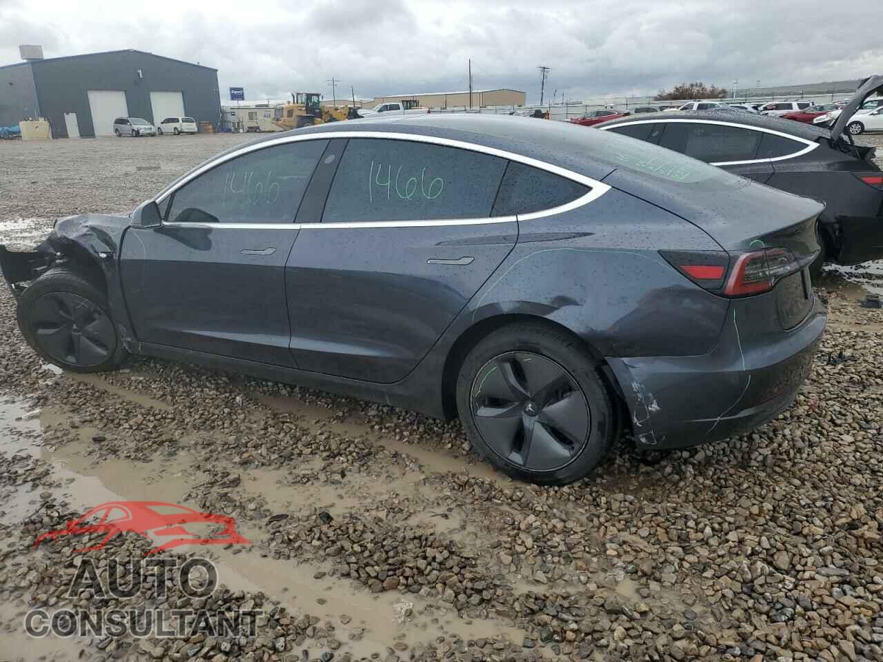 TESLA MODEL 3 2019 - 5YJ3E1EB5KF386790
