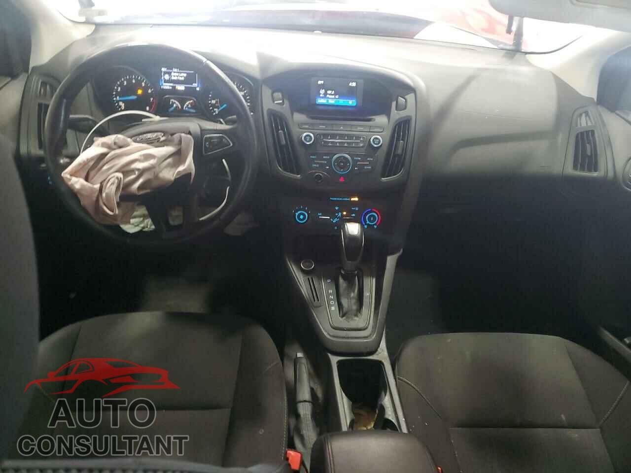 FORD FOCUS 2016 - 1FADP3F25GL304768