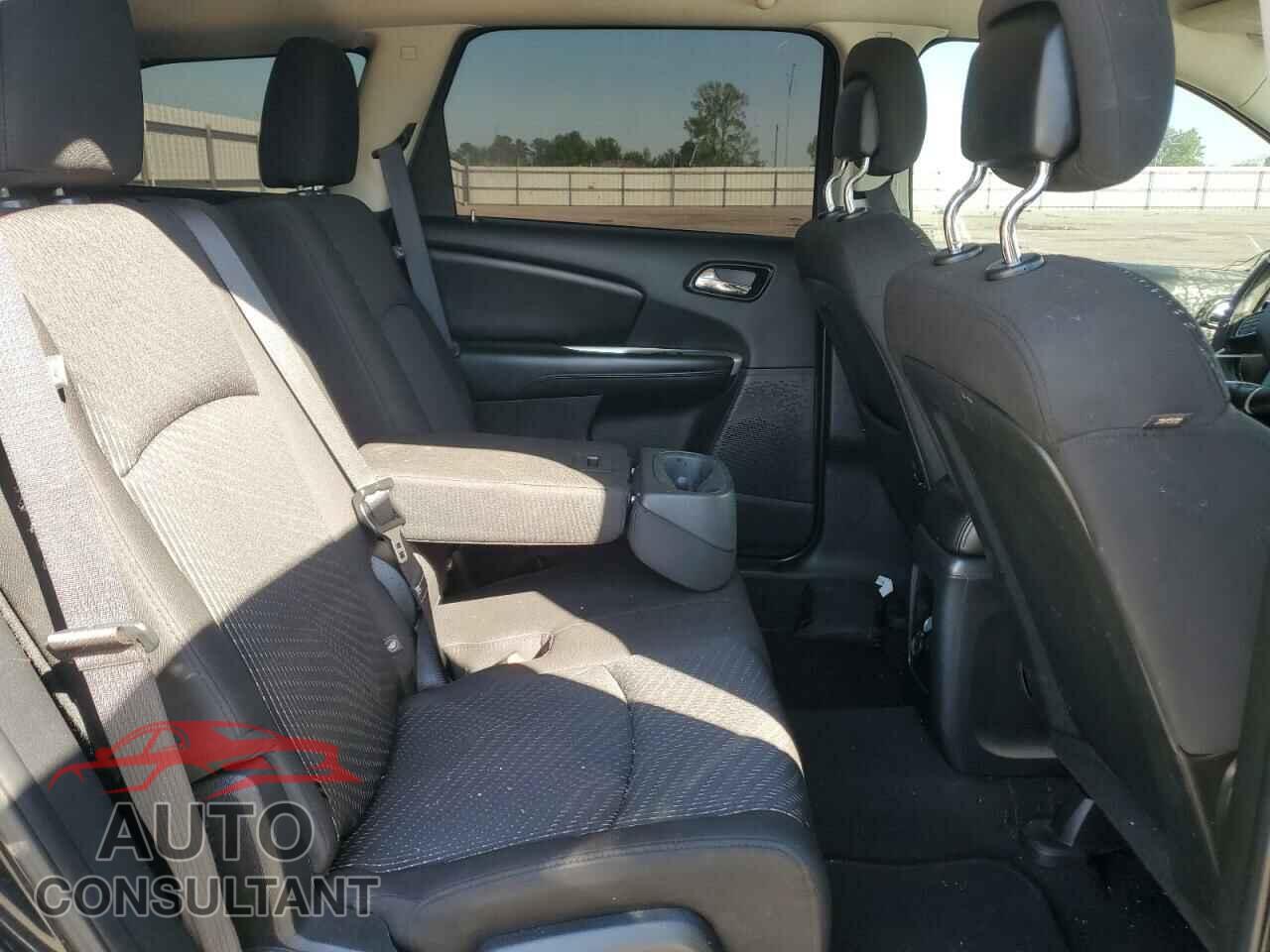 DODGE JOURNEY 2015 - 3C4PDCBG7FT628437
