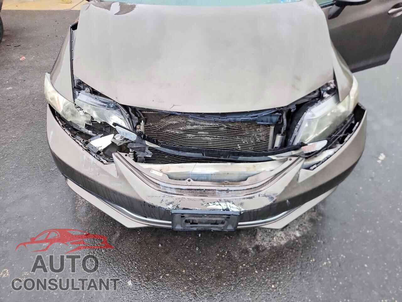 HONDA CIVIC 2013 - 2HGFB2F57DH565366