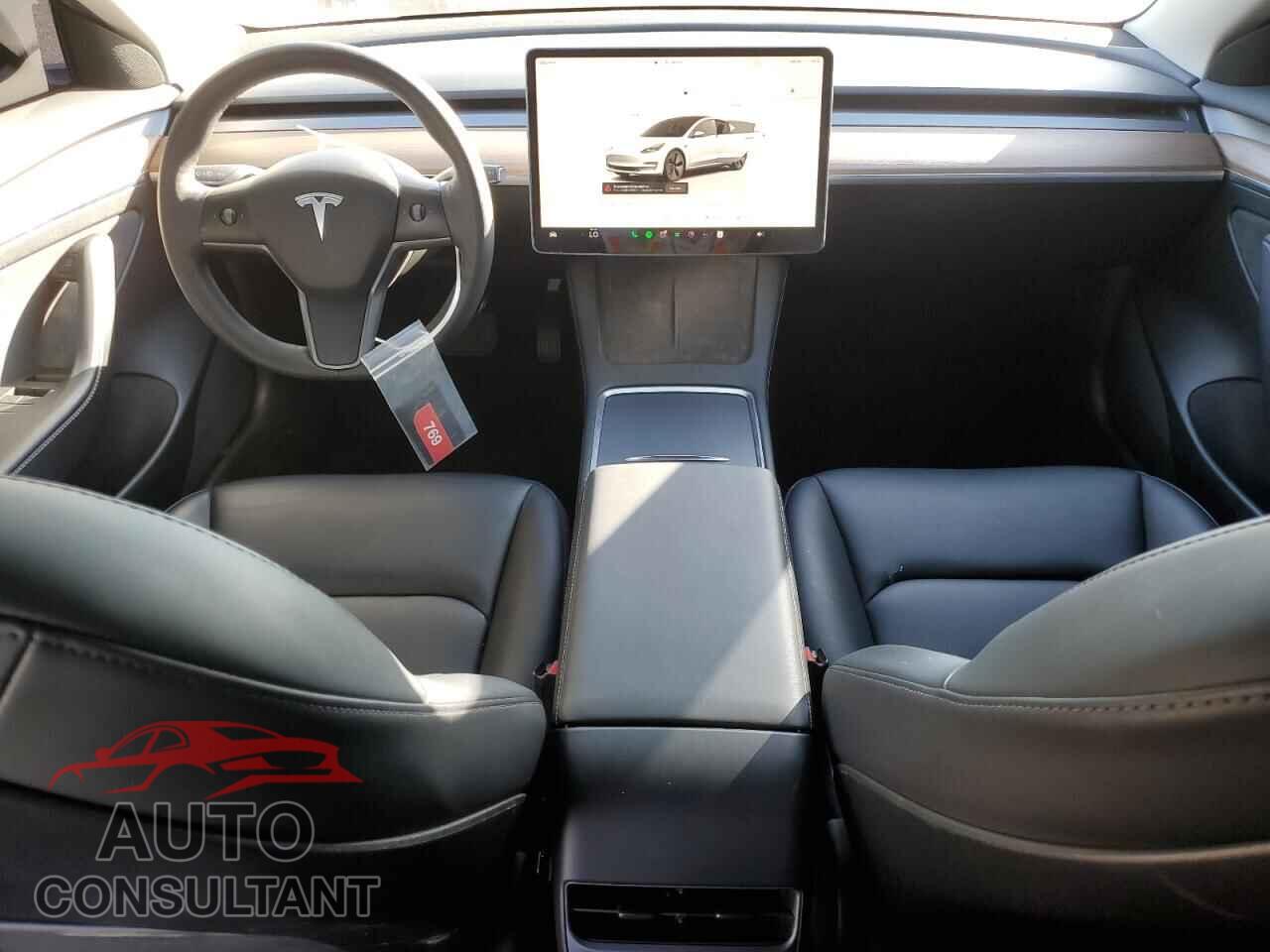 TESLA MODEL 3 2022 - 5YJ3E1EA8NF376718