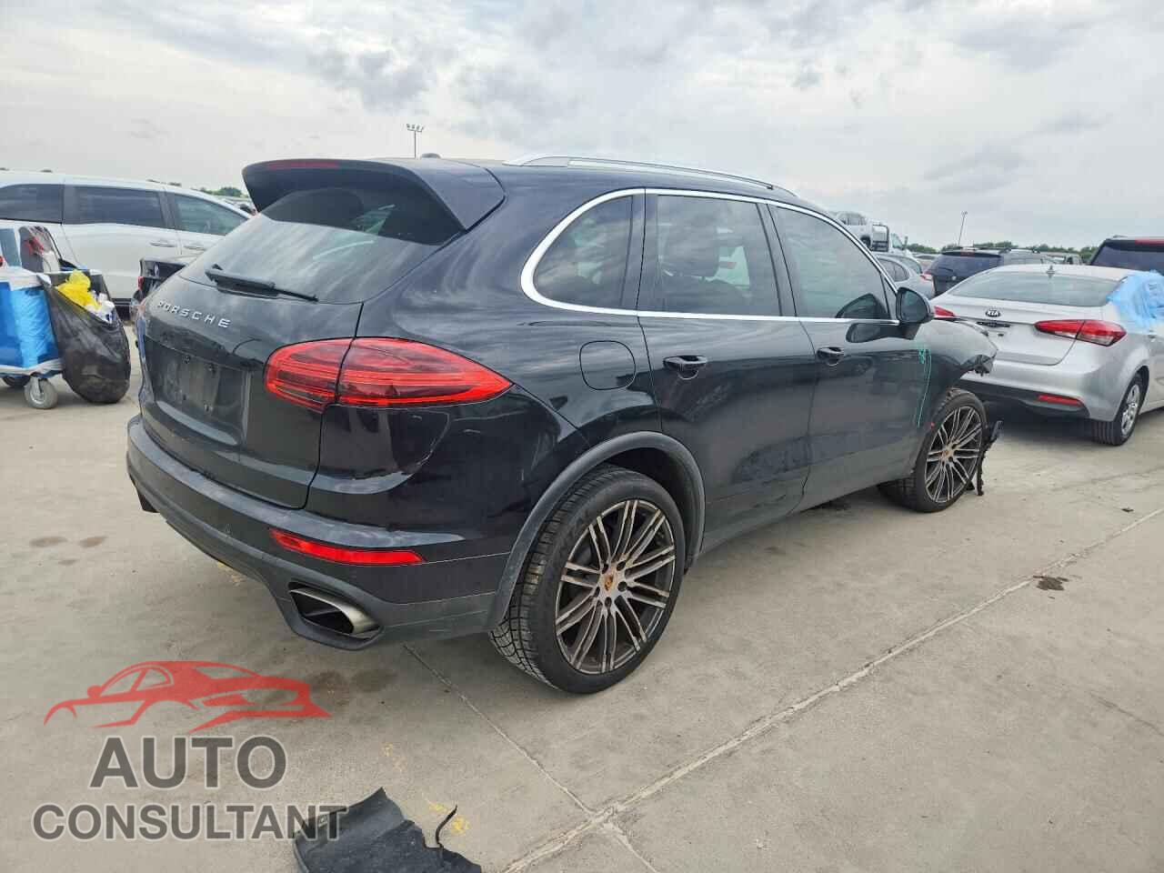 PORSCHE CAYENNE 2016 - WP1AA2A27GLA05698
