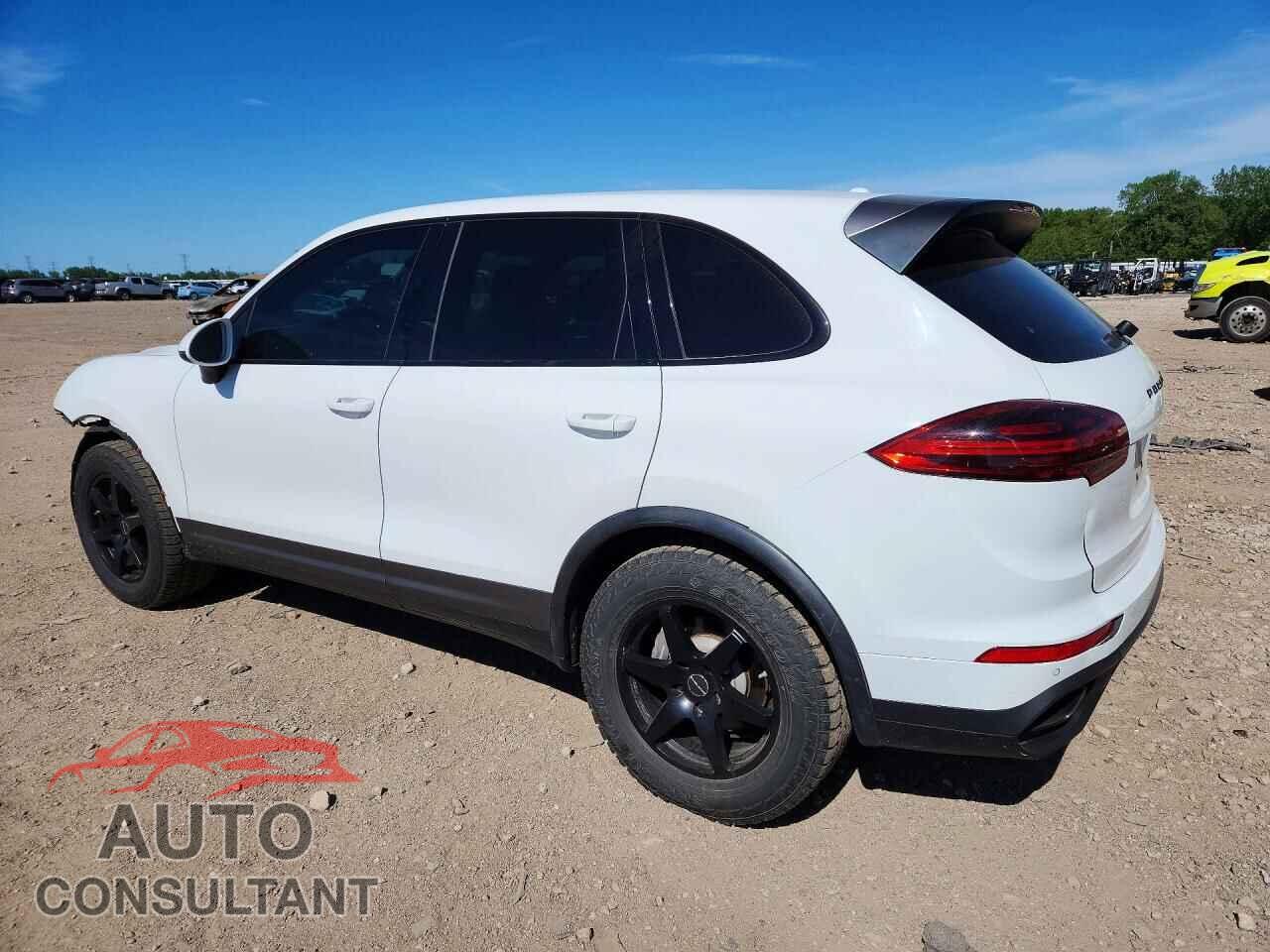 PORSCHE CAYENNE 2016 - WP1AA2A25GLA02315