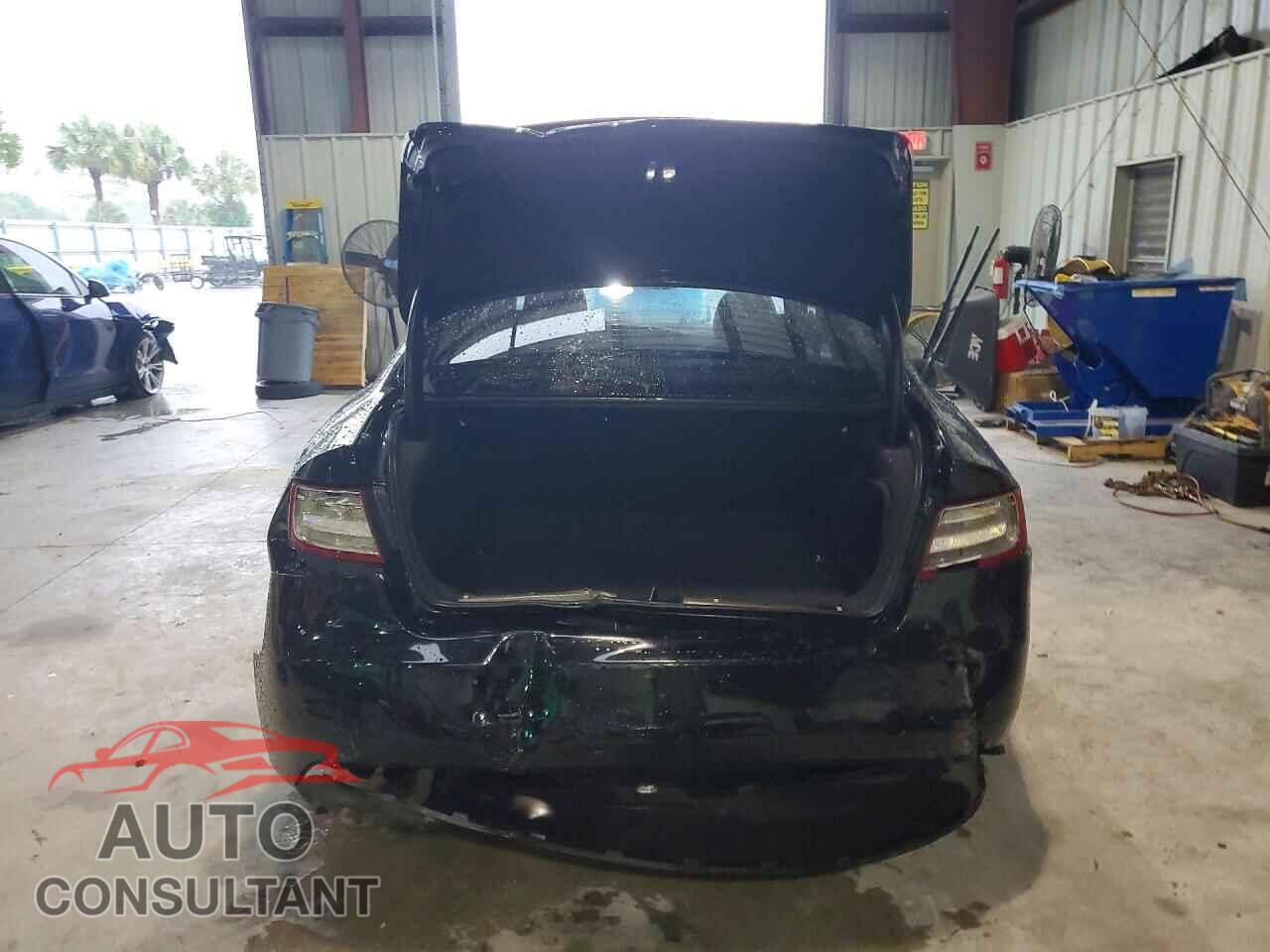 AUDI A5 2010 - WAUCFAFR1AA044427