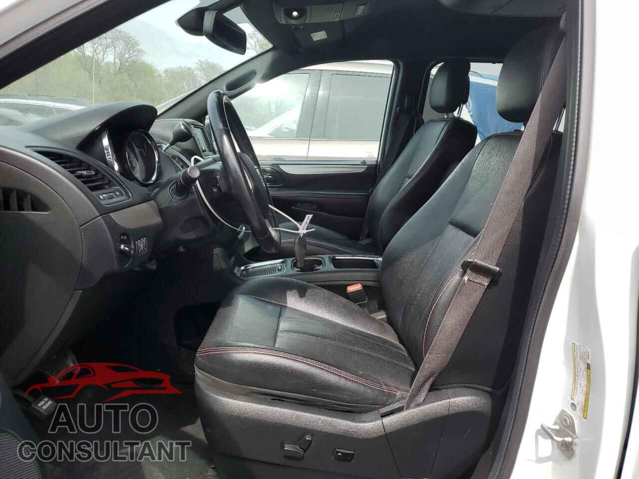DODGE CARAVAN 2018 - 2C4RDGEG2JR335441