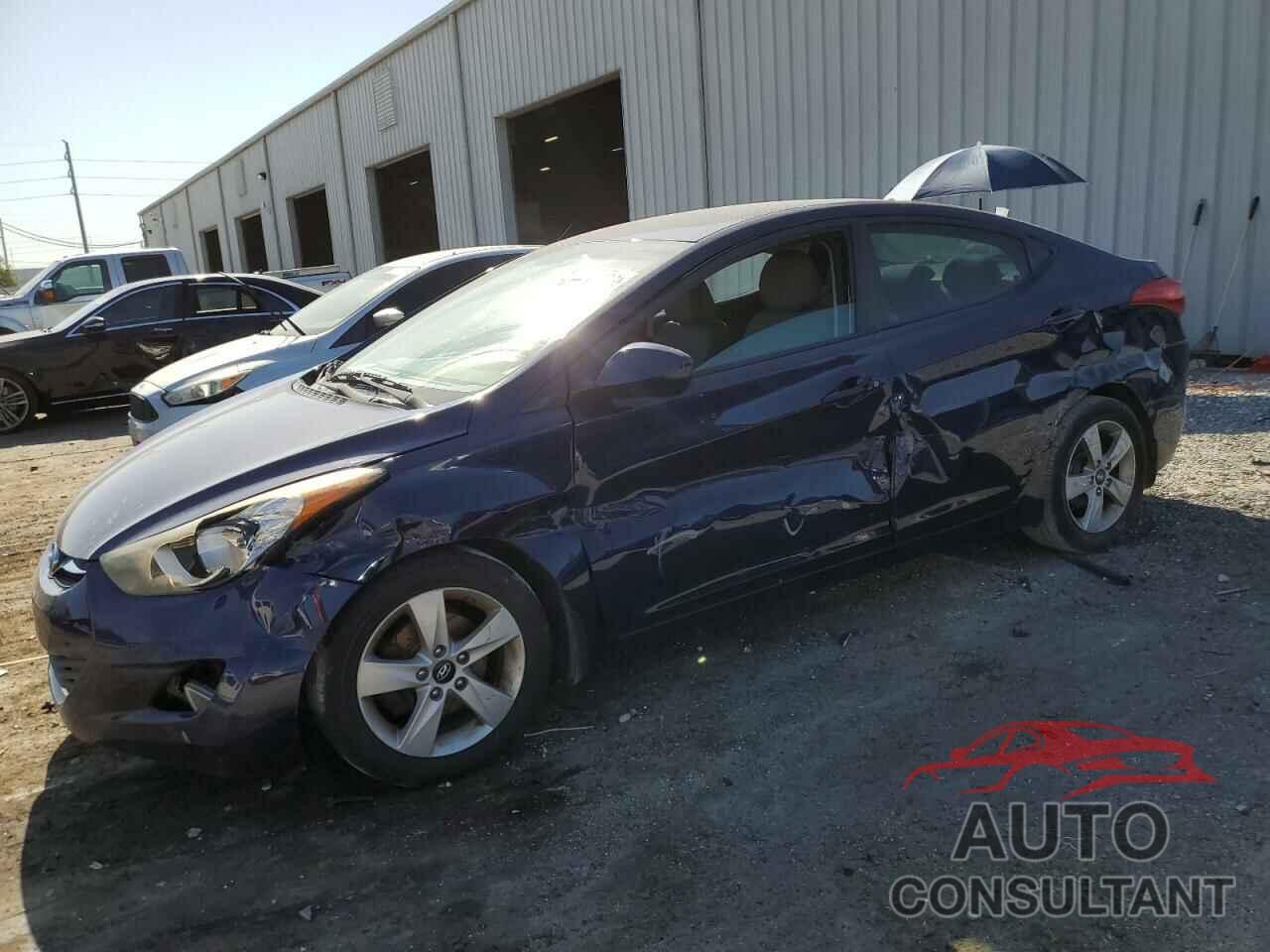 HYUNDAI ELANTRA 2013 - 5NPDH4AE7DH421914