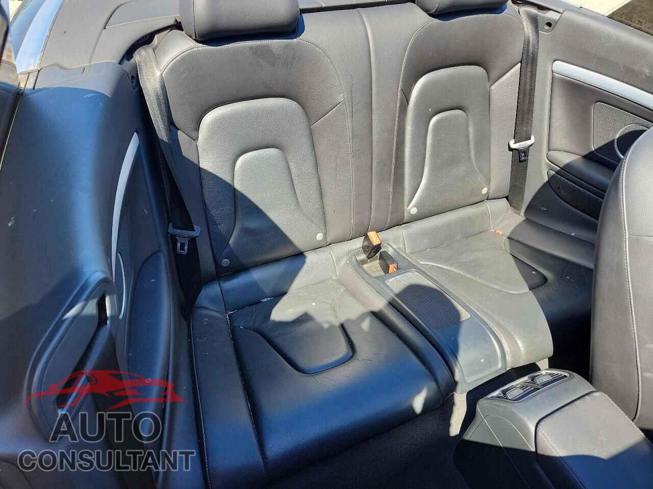 AUDI A5 2012 - WAULFAFH5CN000384