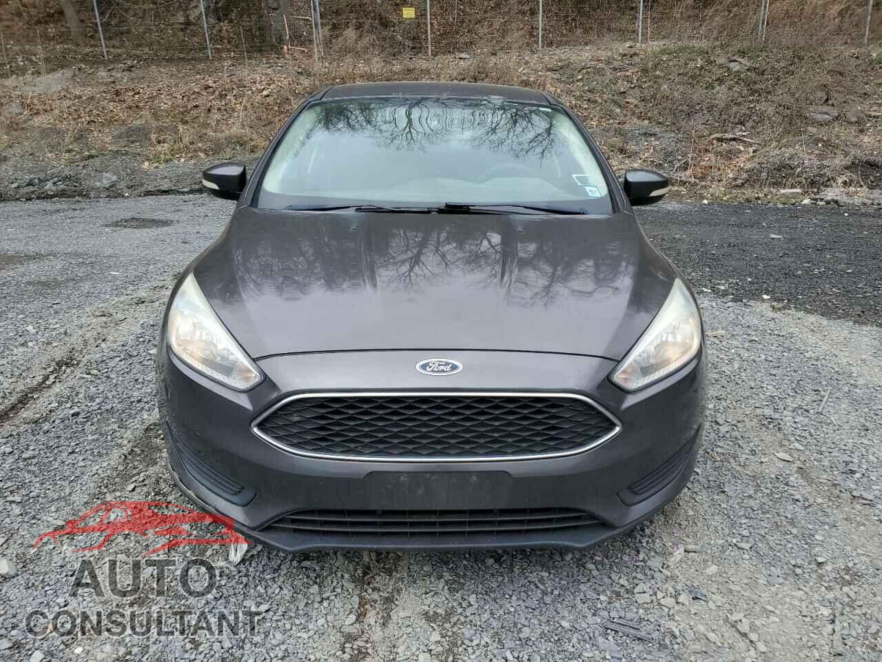 FORD FOCUS 2016 - 1FADP3F2XGL303275