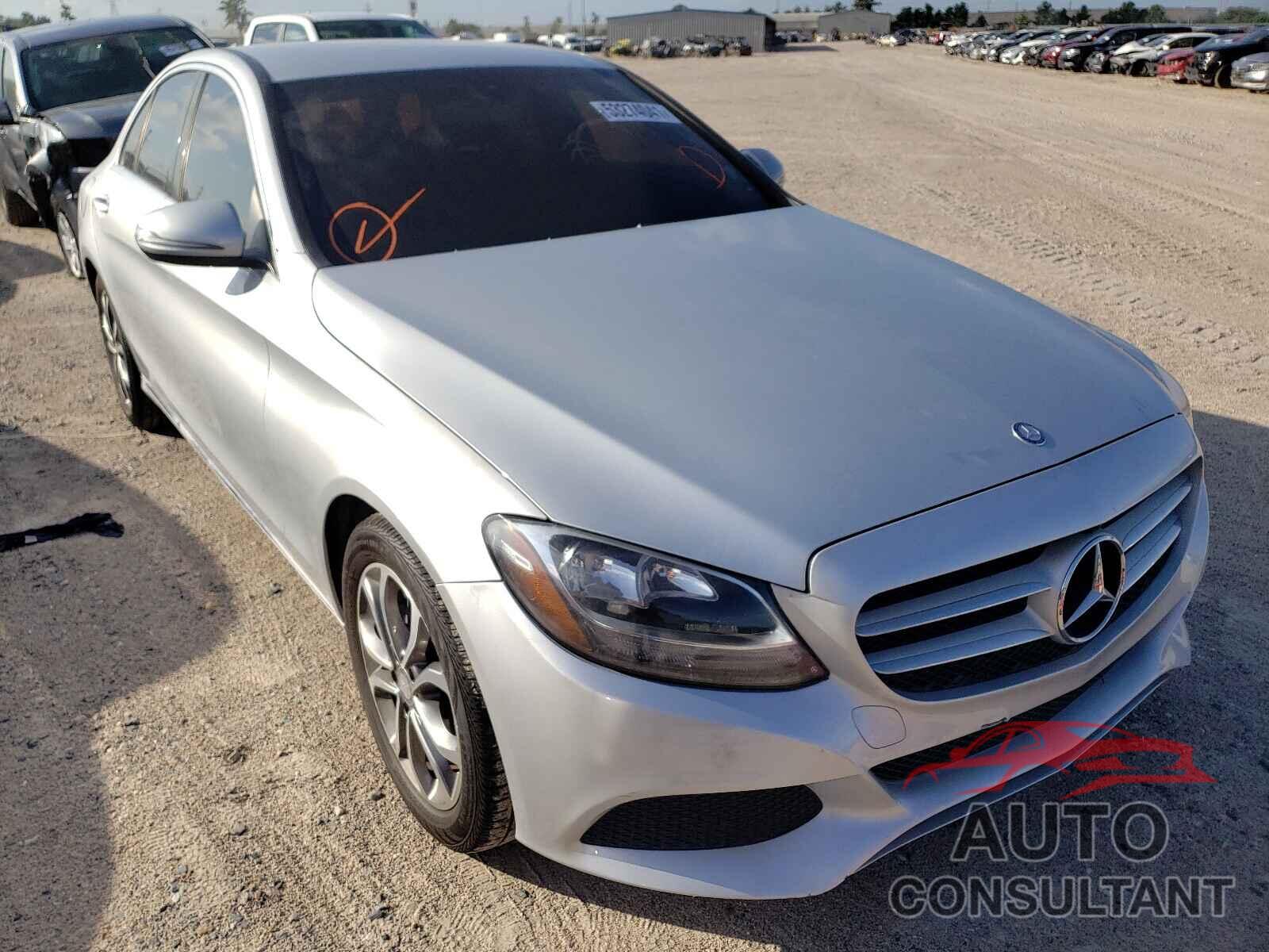 MERCEDES-BENZ C-CLASS 2016 - 55SWF4JB2GU098491