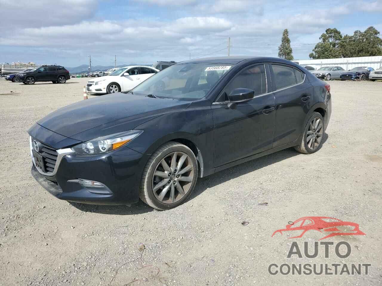 MAZDA 3 2018 - 3MZBN1V30JM261305
