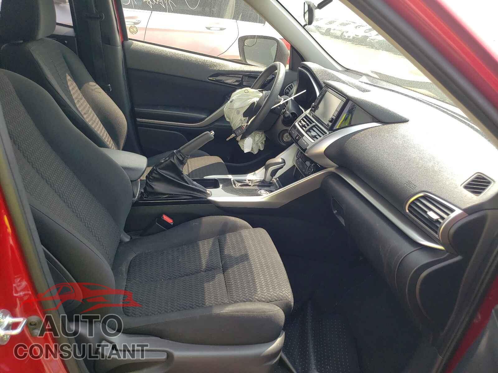 MITSUBISHI ECLIPSE 2019 - JA4AT3AA5KZ037834