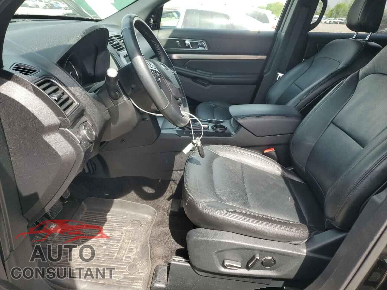 FORD EXPLORER 2018 - 1FM5K7D88JGB97285