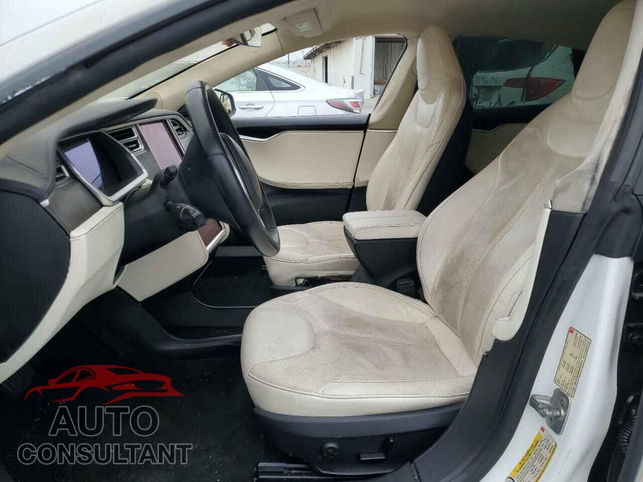 TESLA MODEL S 2013 - 5YJSA1DN4DFP13718