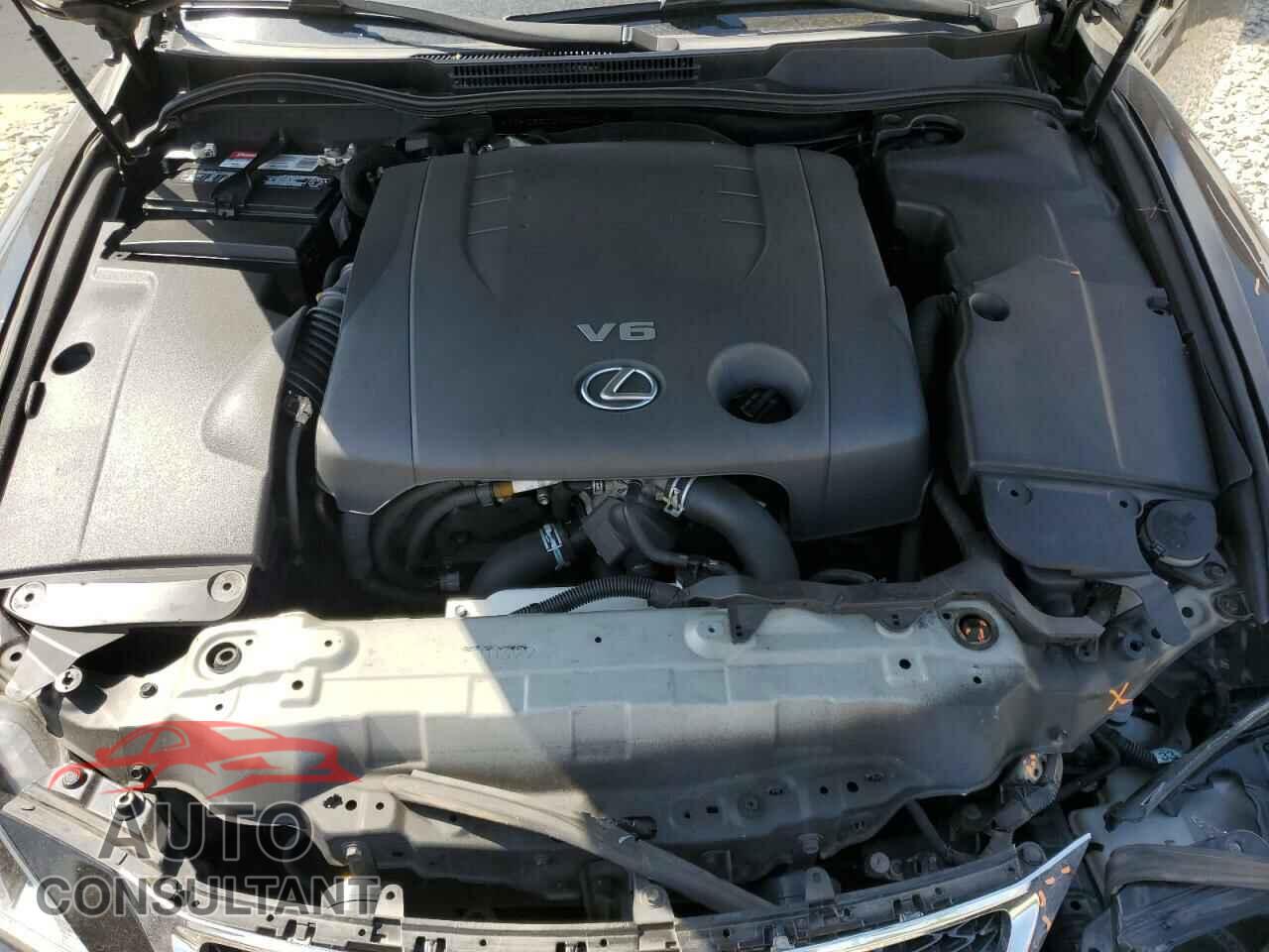 LEXUS IS 2012 - JTHCF5C26C5054494