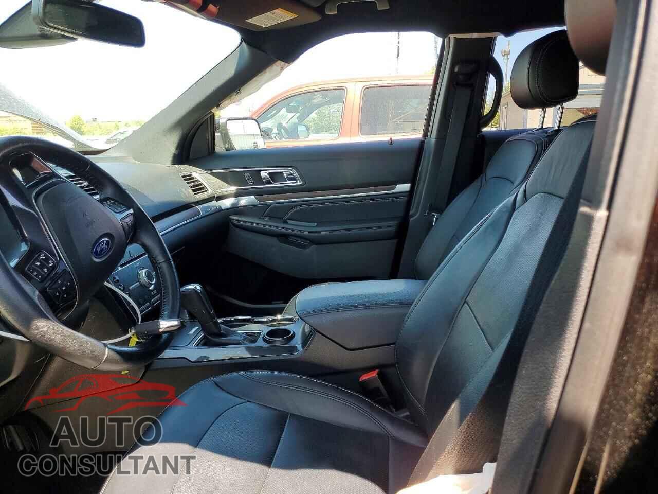 FORD EXPLORER 2017 - 1FM5K7FH5HGC36566