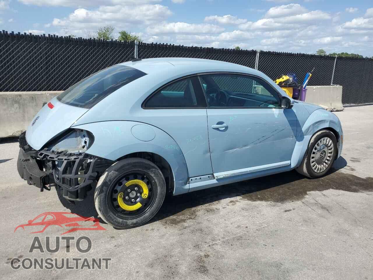 VOLKSWAGEN BEETLE 2014 - 3VWJP7AT8EM633476