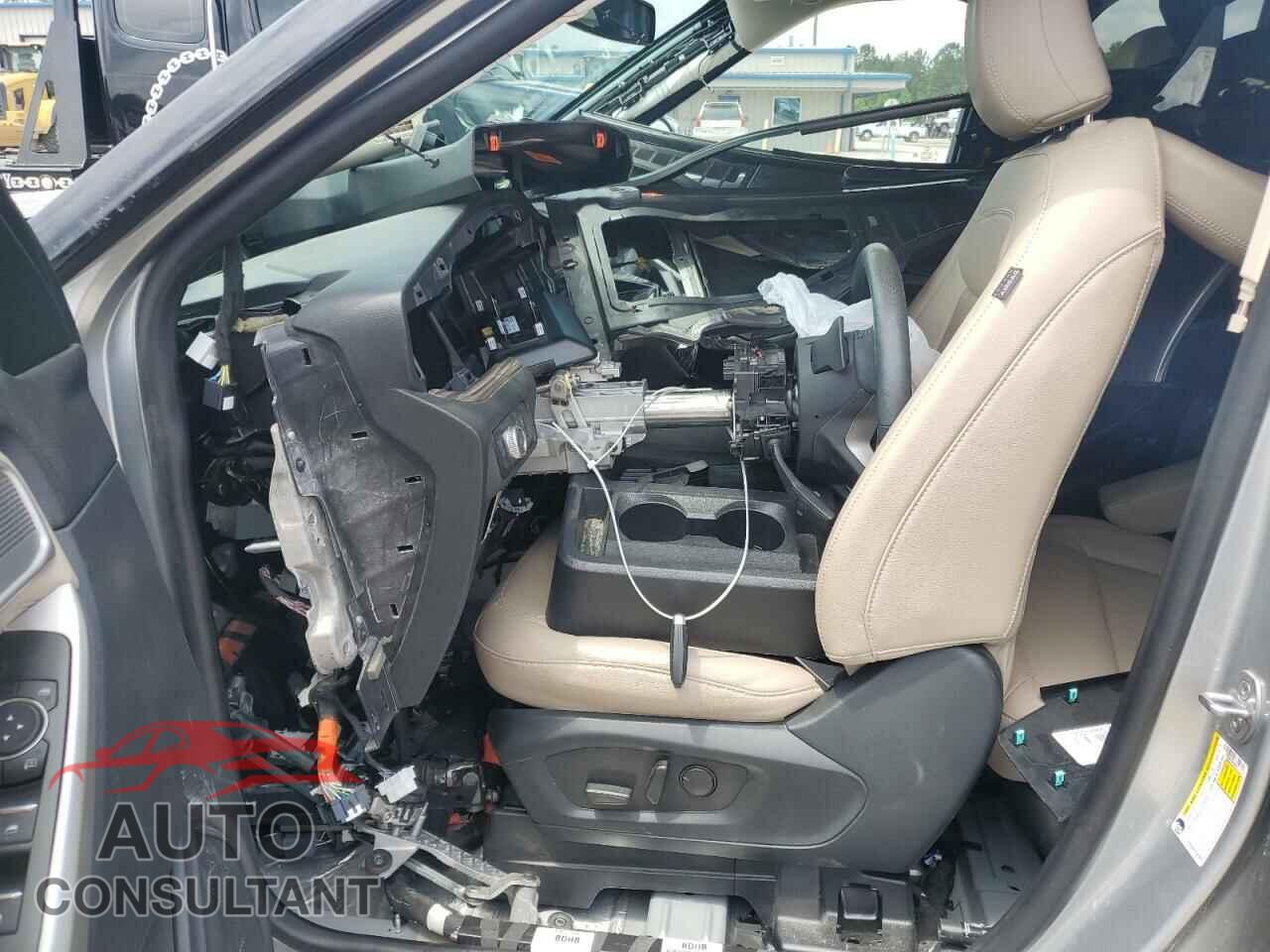FORD EXPLORER 2021 - 1FMSK7FH5MGA11710