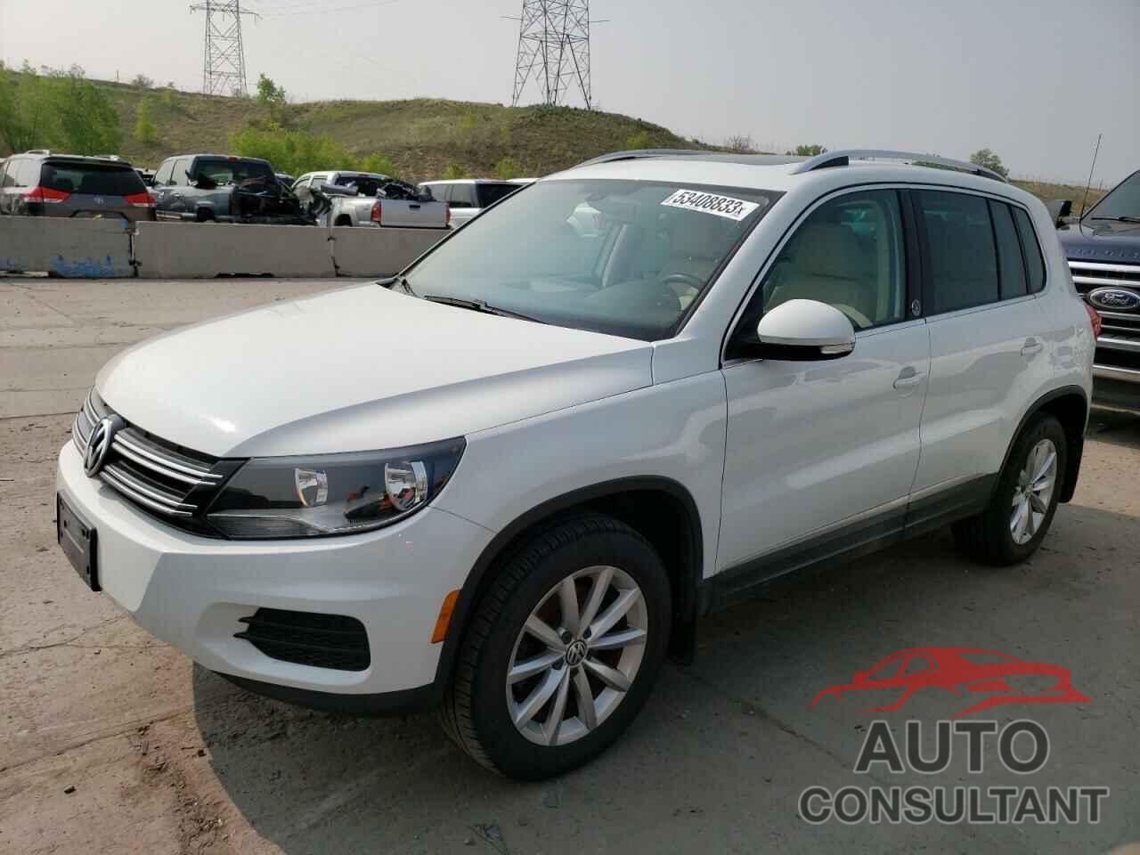 VOLKSWAGEN TIGUAN 2017 - WVGSV7AX5HW511187