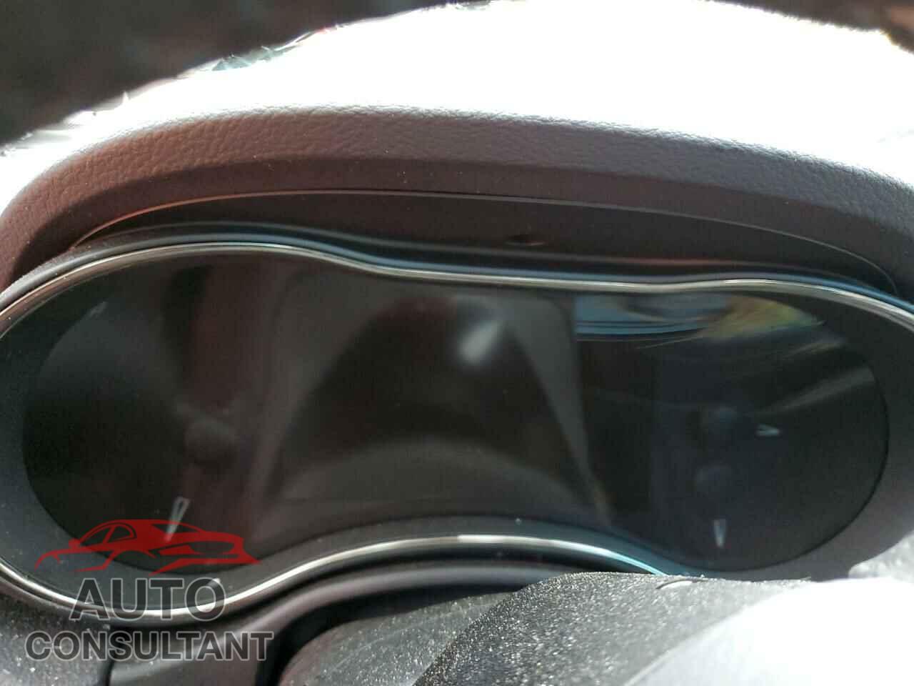 DODGE DURANGO 2018 - 1C4RDJDGXJC324212