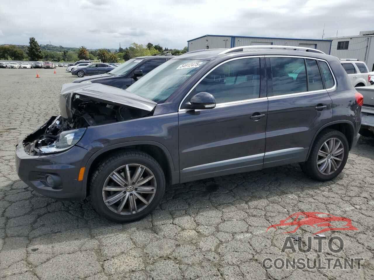 VOLKSWAGEN TIGUAN 2016 - WVGAV7AX3GW523591