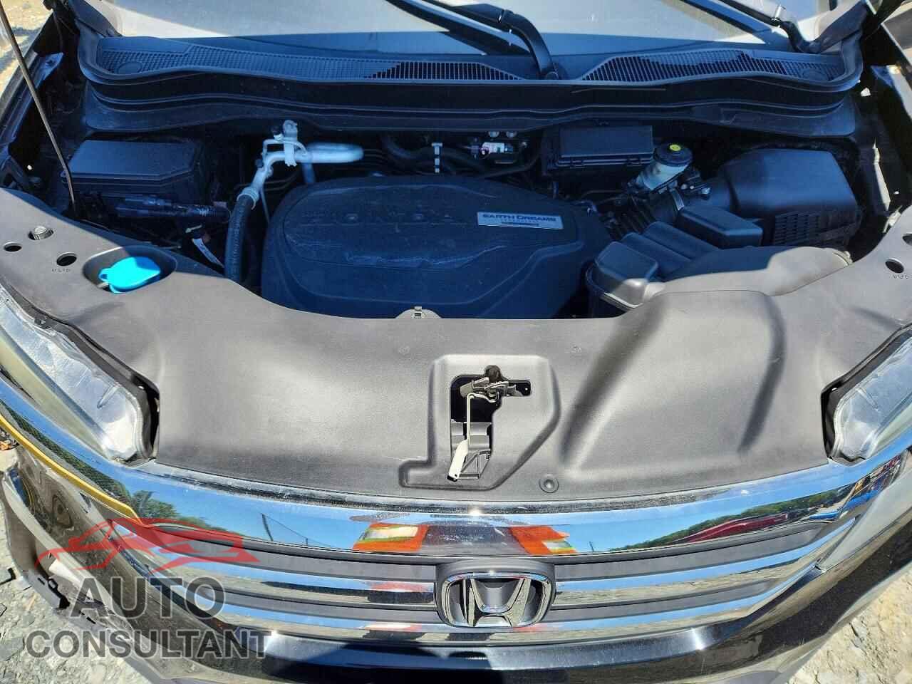 HONDA PILOT 2018 - 5FNYF6H55JB007260