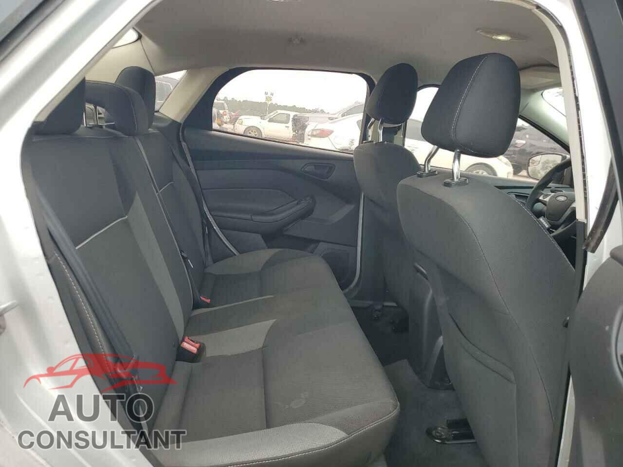 FORD FOCUS 2012 - 1FAHP3F26CL184250