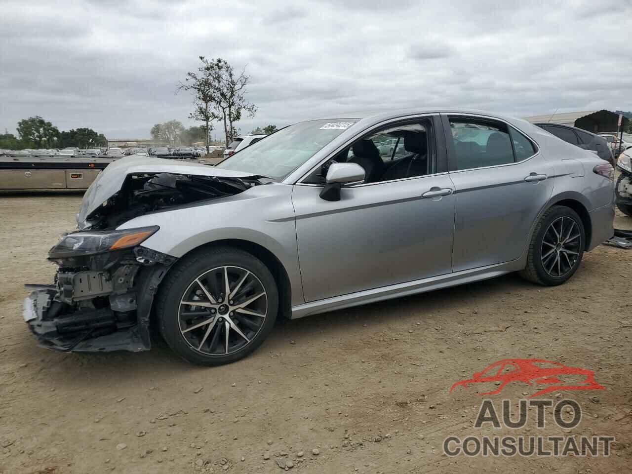 TOYOTA CAMRY 2022 - 4T1G11AK4NU670602