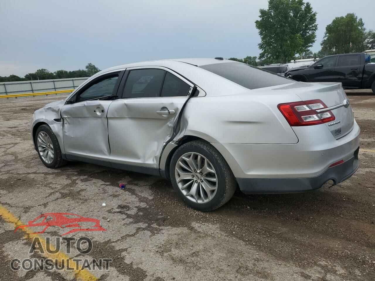 FORD TAURUS 2017 - 1FAHP2F85HG114981
