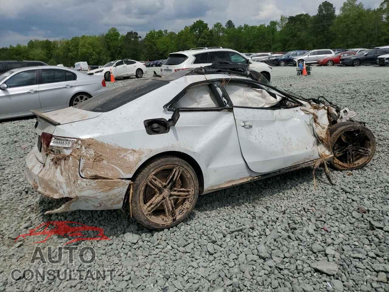 AUDI S5/RS5 2013 - WAUCGAFR5DA080090